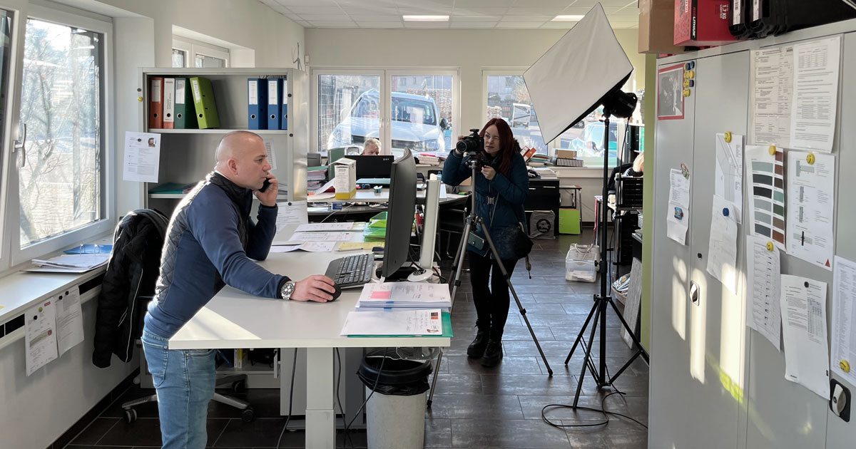 fotoshooting webmodus mohnpartner team in action